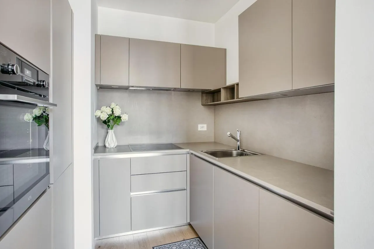 Joivy Chic Studio Close To Central Tower Milan Italy