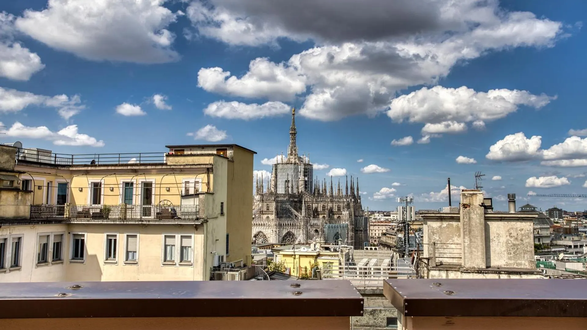Joivy Chic Studio Close To Central Tower Milan